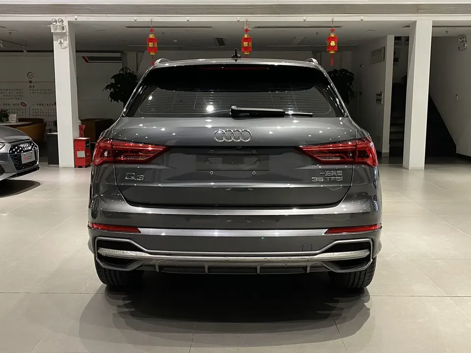 Audi Q3 Q3 Audi Q3 2022 35 TFSI aggressive and dynamic model 2022 — thumbnail 2