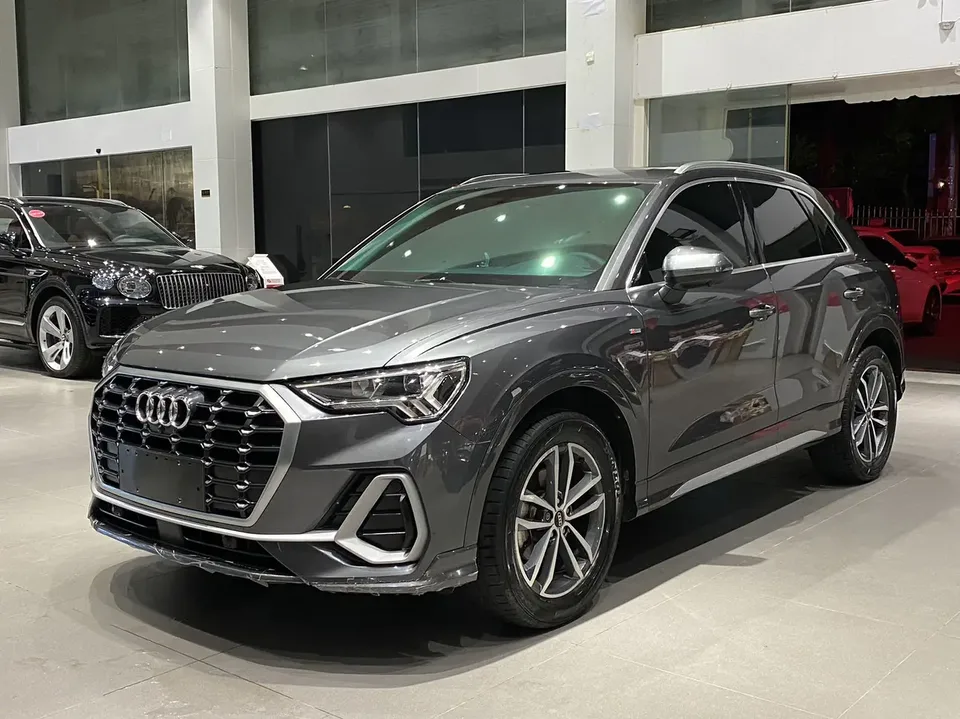 Audi Q3 Q3 Audi Q3 2022 35 TFSI aggressive and dynamic model 2022 — photo 1, buy with delivery to Moscow