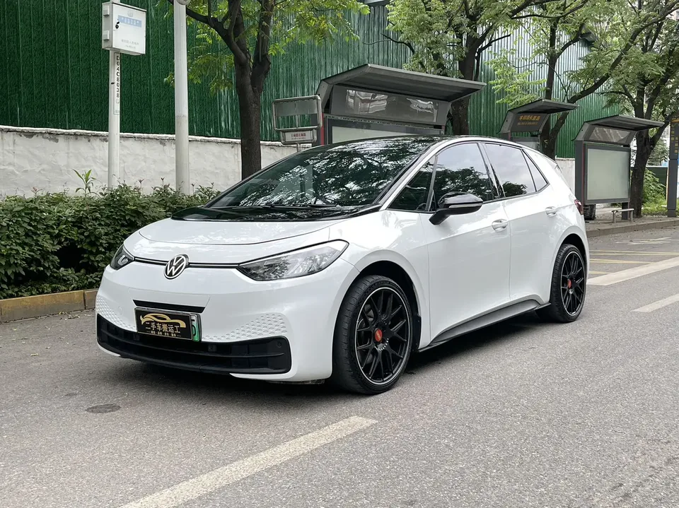 Volkswagen ID.3 ID.3 Extreme Edition 2024 — photo 1, buy with delivery to Moscow