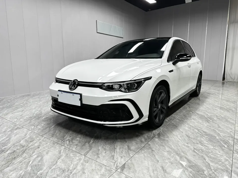 Volkswagen Golf golf 2023 280TSI DSG R-Line Lite 2024 — photo 1, buy with delivery to Moscow