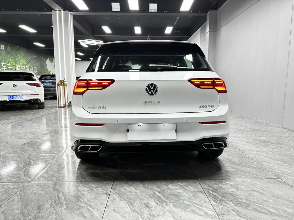 Volkswagen Golf golf 280TSI DSG R-Line Lite 2023 — thumbnail 2