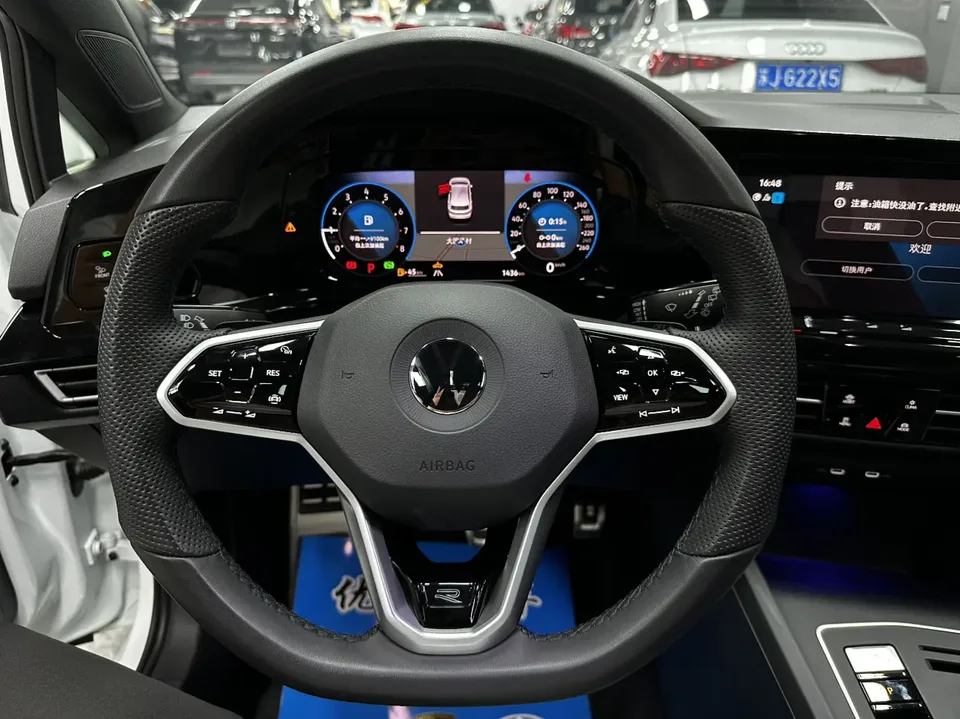 Volkswagen Golf golf 280TSI DSG R-Line Lite 2023 — thumbnail 4