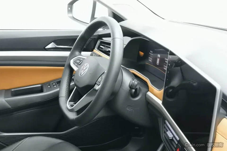 Volkswagen Bora Bora 2023 280TSI DSG Comfort Edition 2024 — thumbnail 2