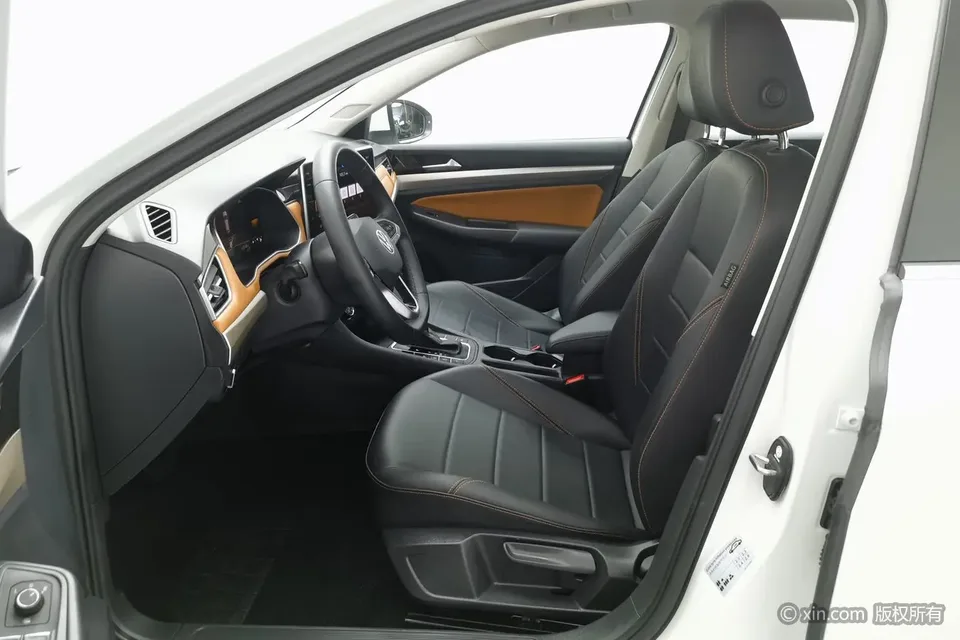 Volkswagen Bora Bora 2023 280TSI DSG Comfort Edition 2024 — thumbnail 4