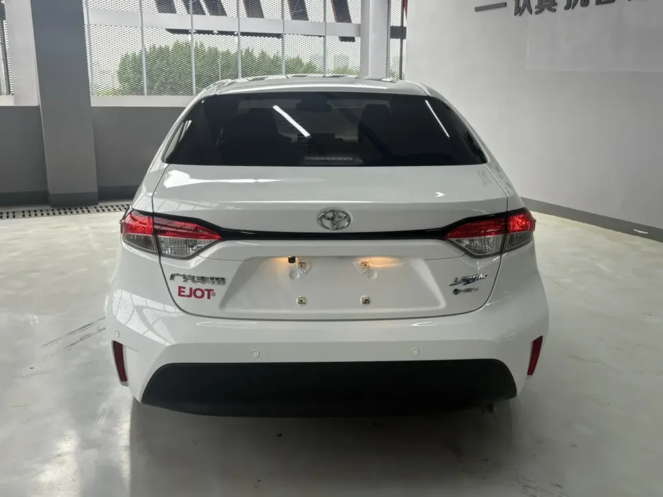 Toyota Levin Lei Ling Levin Hybrid 1.8L Knight Edition 2024 — thumbnail 2