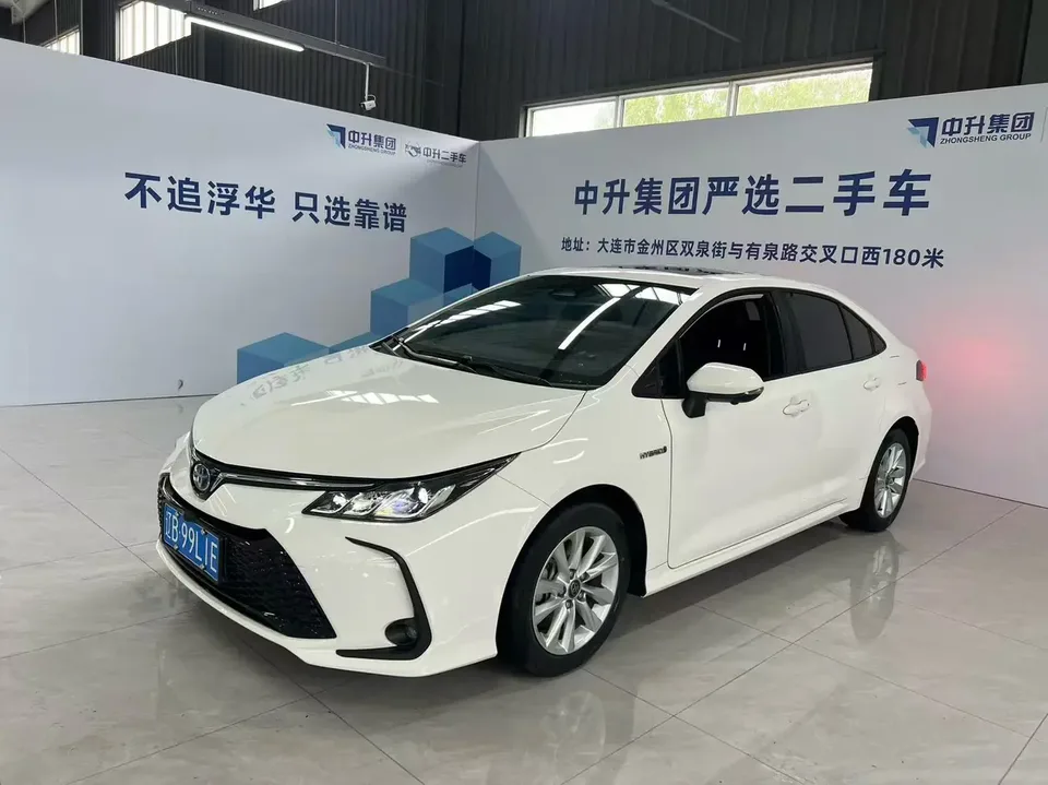 Toyota Corolla Corolla Intelligent Electric Hybrid Dual Engine 1.8L E-CVT Elite Edition 2023 — photo 1, buy with delivery to Moscow