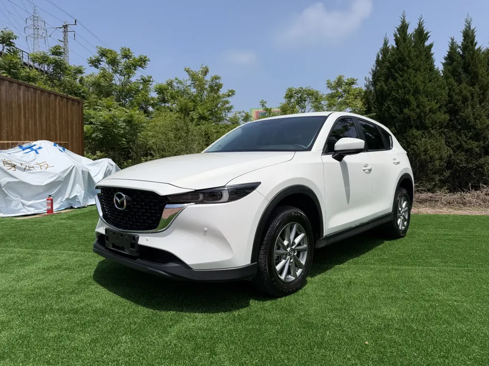 Mazda CX-5 Mazda CX-5 2.0L Automatic 2WD Smart Model 2022 — photo 1, buy with delivery to Moscow
