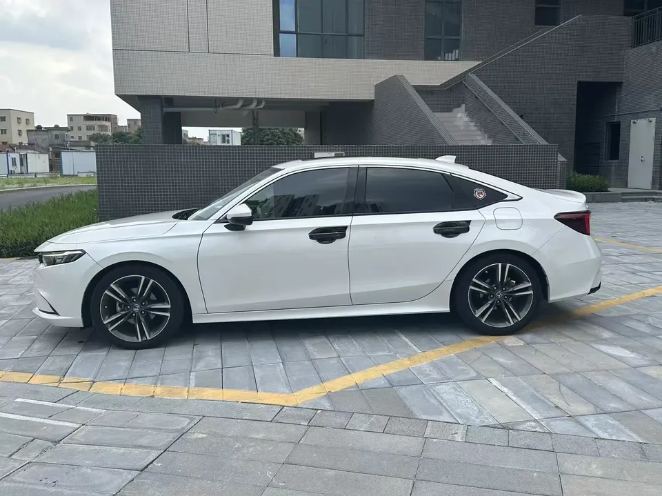 Honda Integra Style 240TURBO CVT Premium Edition 2023 — thumbnail 4