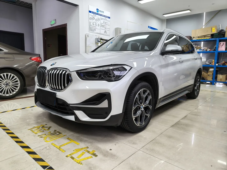 BMW X1 X1 BMW X1 2022 sDrive20Li Exclusive Model 2022 — фото 1, купить с доставкой в Москву