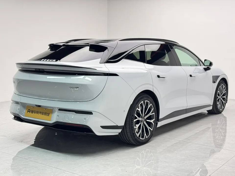 Zeekr 007GT ZEEKR 007GT Four-wheel drive intelligent driving version 75kWh 2025 — thumbnail 2