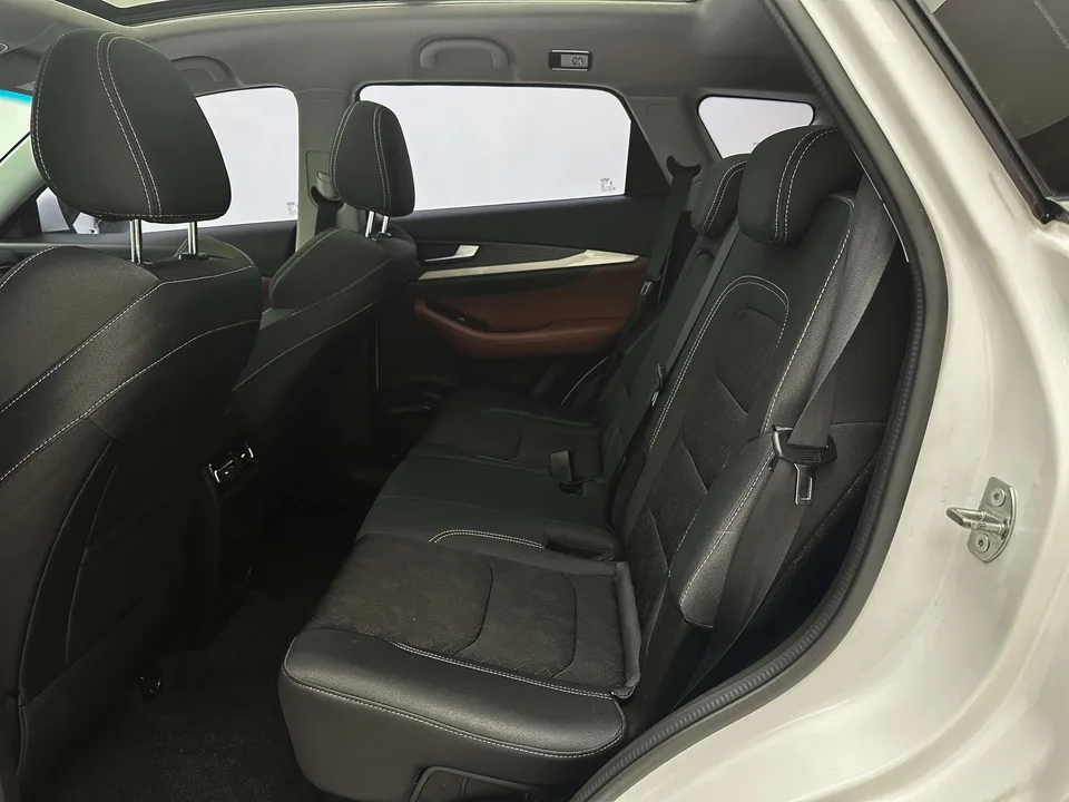 Jetour Jietu X70 Jietu X70 1.5T DCT Beyond PRO 7 Seaters 2023 — миниатюра 5