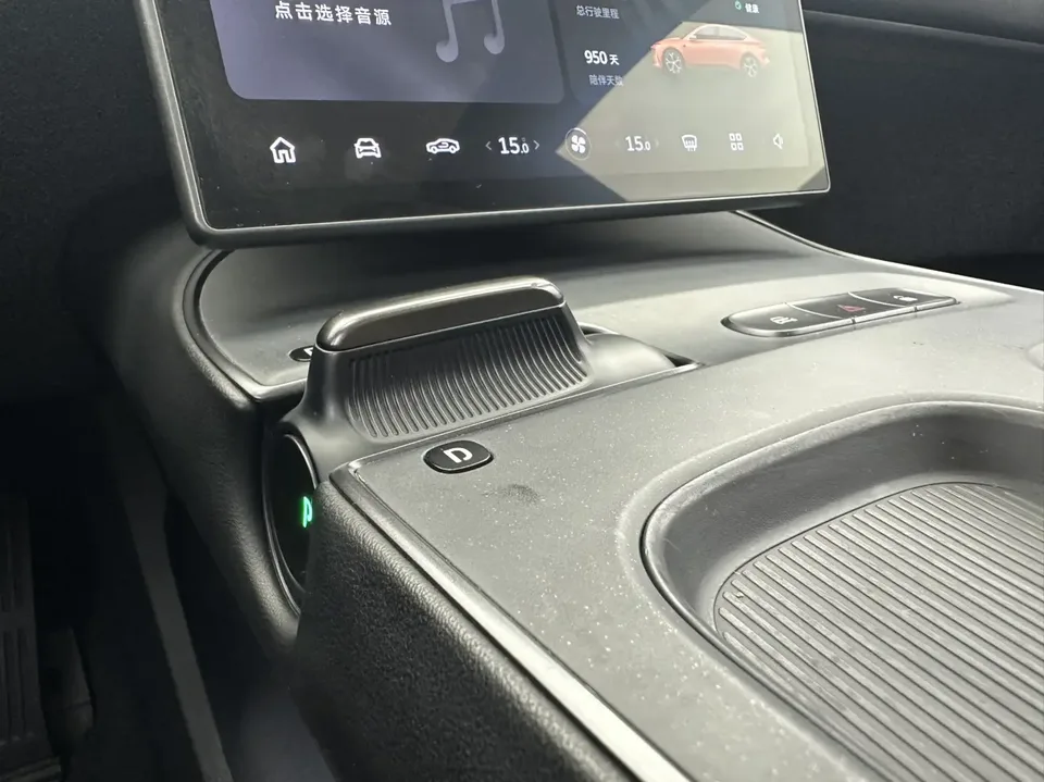 NIO ET5 NIO ET5 75kWh 2022 — thumbnail 4