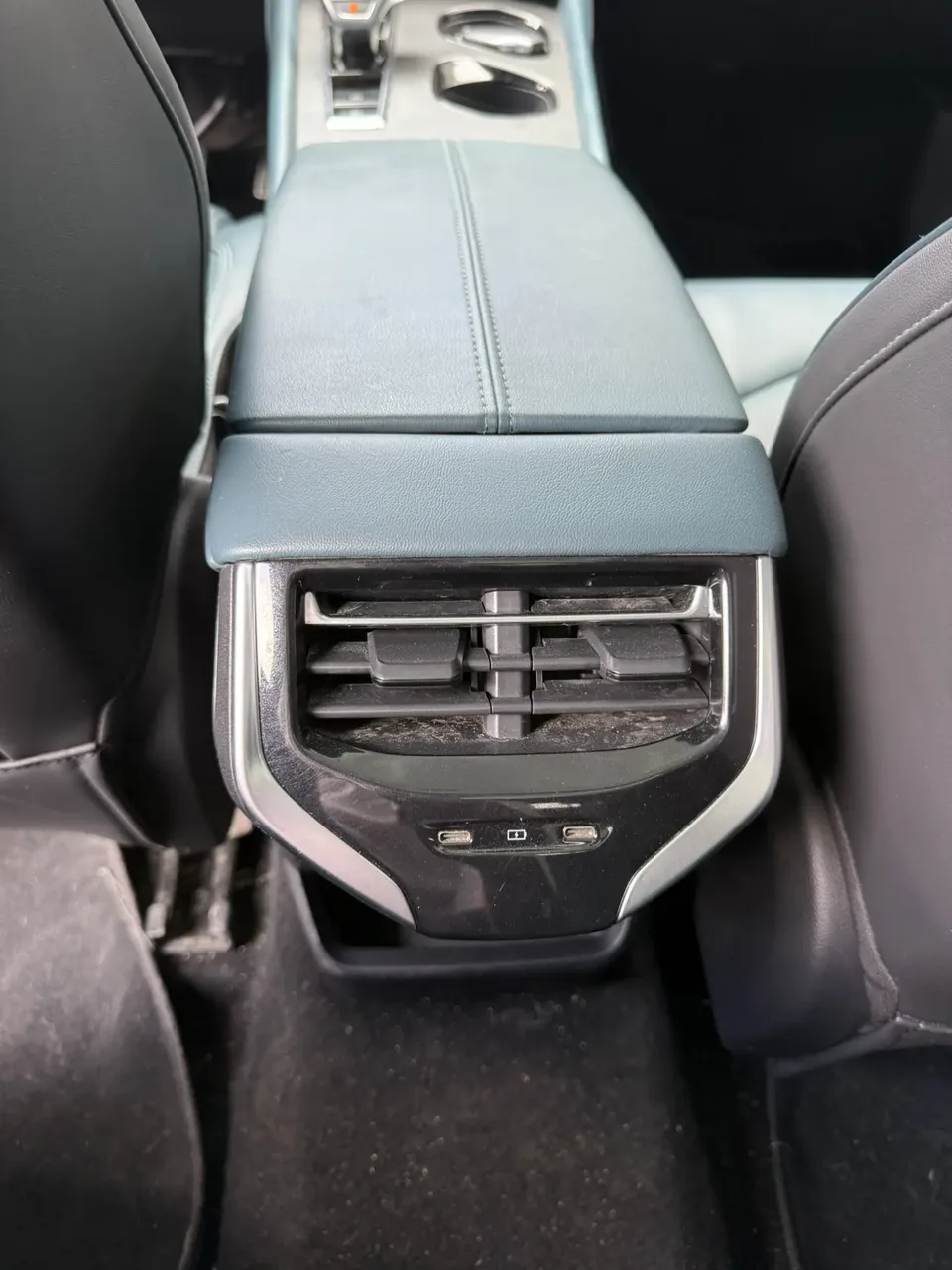 MG 7 MG7 2.0T Automatic Beauty Hunter Premium Edition 2023 — thumbnail 5