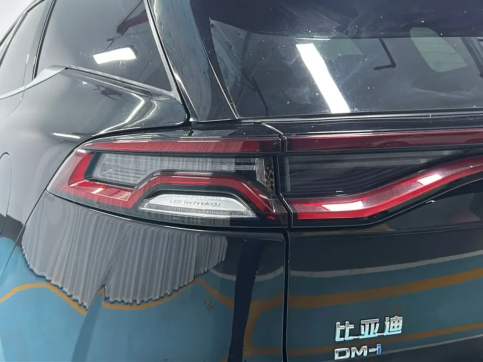 BYD Tang DM Tang DM DM-i Champion Edition 112KM Premium 2023 — thumbnail 4