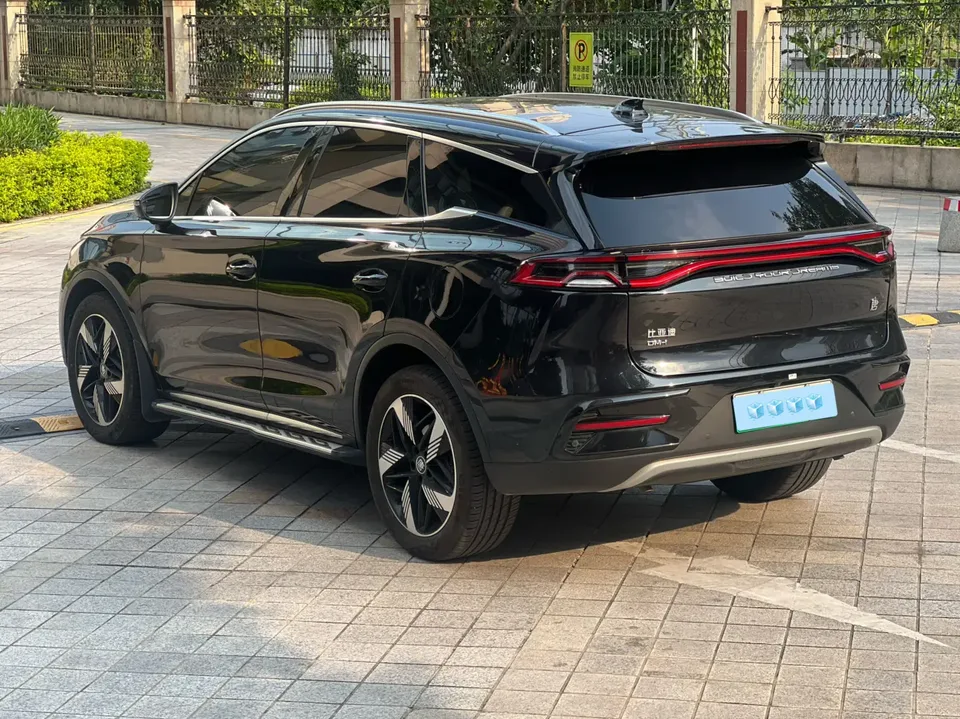 BYD Tang DM Tang DM DM-i Champion Edition 112KM Premium 2023 — thumbnail 4