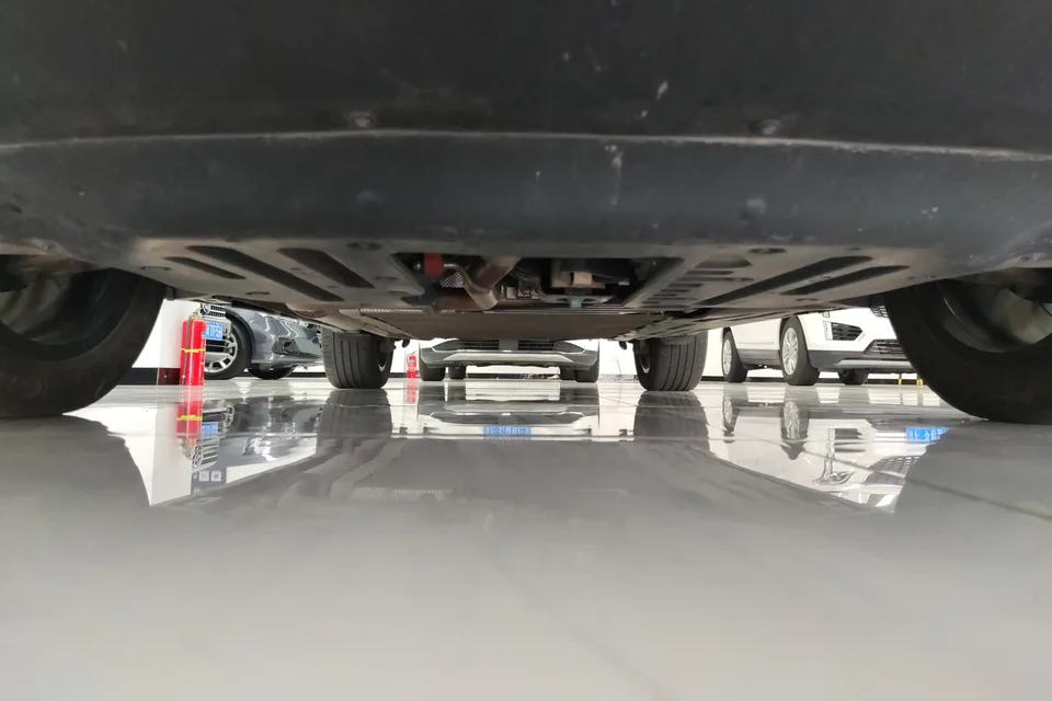 BYD Tang DM Tang DM Honor Edition DM-i 112KM Flagship 2024 — миниатюра 3