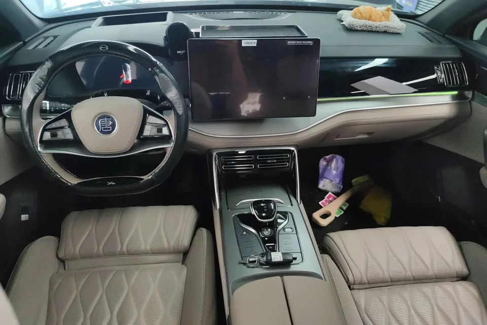 BYD Tang DM Tang DM Honor Edition DM-i 112KM Flagship 2024 — миниатюра 4