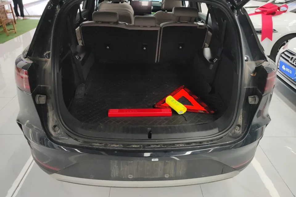BYD Tang DM Tang DM Honor Edition DM-i 112KM Flagship 2024 — миниатюра 5