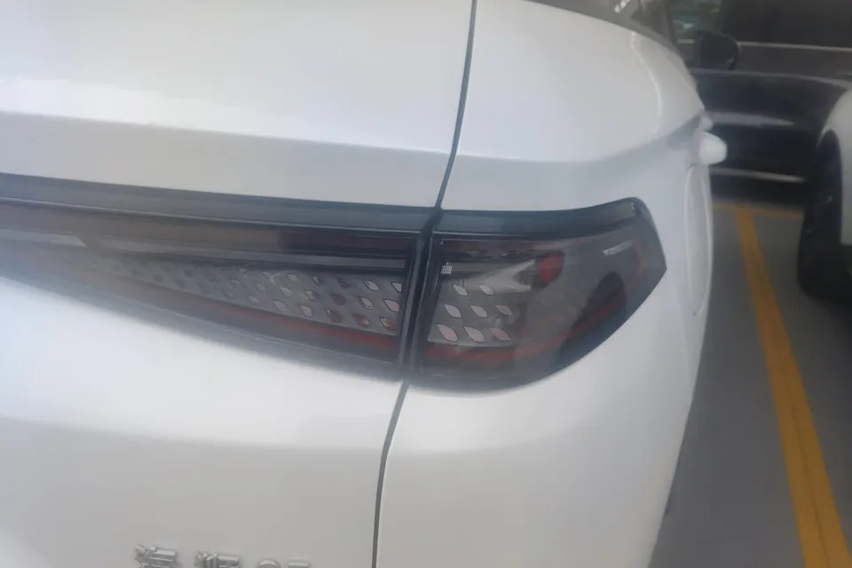 BYD Sea Lion 05DM Sea Lion 05DM DM-i 75KM Premium 2025 — thumbnail 2