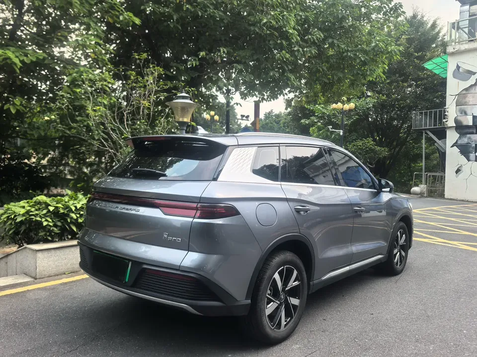 BYD Song Pro DM Song Pro DM DM-i Honor Edition 71km Pilot Edition 2024 — миниатюра 2