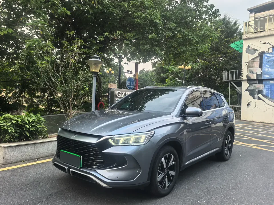 BYD Song Pro DM Song Pro DM DM-i Honor Edition 71km Pilot Edition 2024 — фото 1, купить с доставкой в Москву