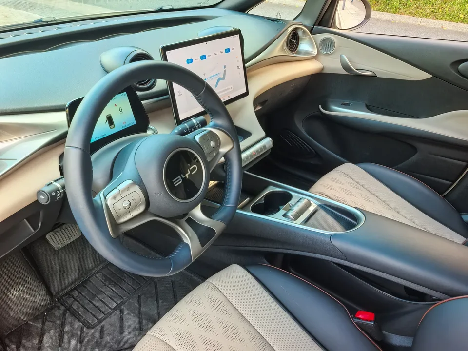 BYD Dolphin Dolphin Honor Edition 420km Free Edition 2024 — thumbnail 3