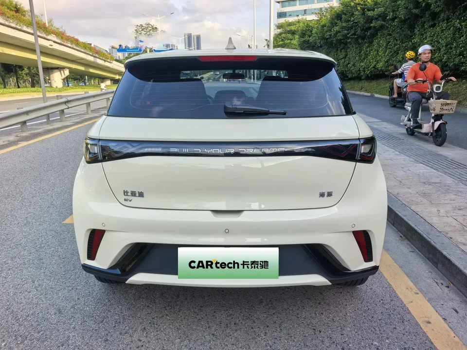 BYD Dolphin Dolphin Honor Edition 420km Free Edition 2024 — thumbnail 4