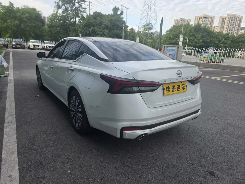Nissan Altima Teana Teana 2.0L XL-TLS Enjoy Edition 2022 — thumbnail 4