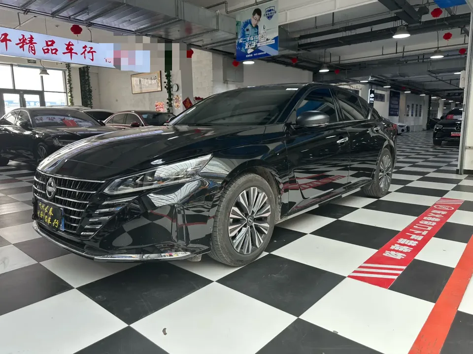 Nissan Altima Teana 2.0L XL-Upr Premium Edition 2022 — photo 1, buy with delivery to Moscow