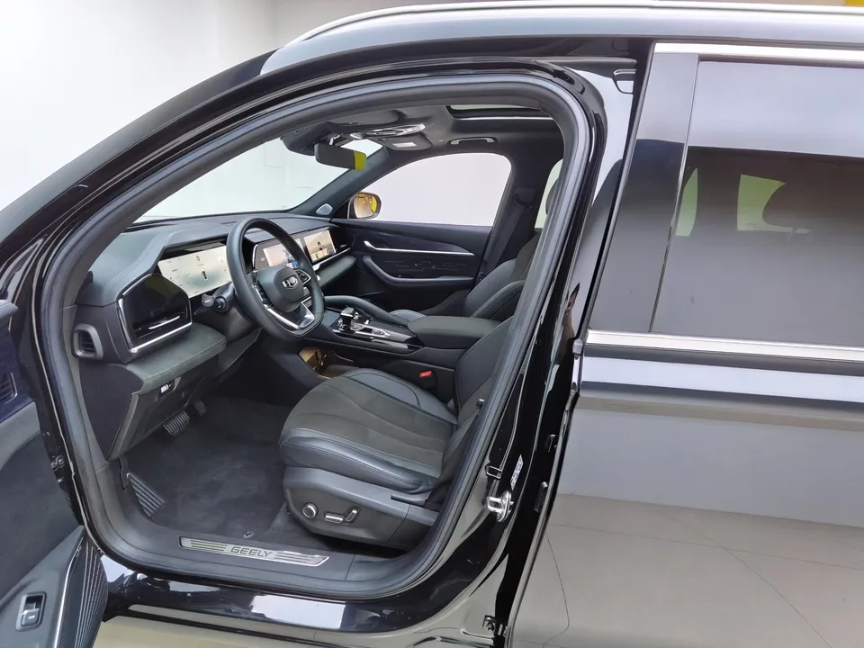 Geely Monjaro Xingyue L 2.0TD High Power Automatic 2WD Skyline Edition 2024 — миниатюра 5