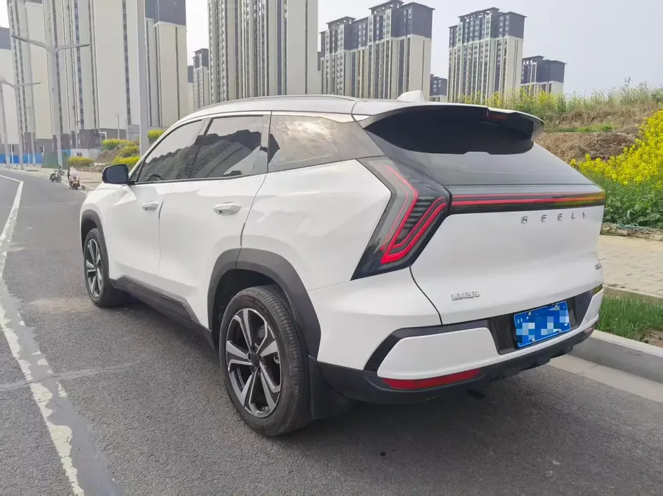 Geely Atlas L Boyue L Fourth generation 1.5TD DCT Sanhe 2025 — thumbnail 4