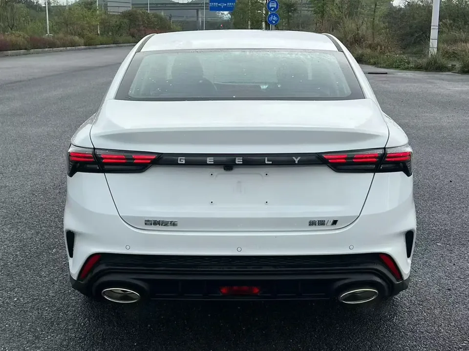 Geely Binrui Binrui Binrui COOL 1.5T DCT Longteng Edition 2024 — thumbnail 2