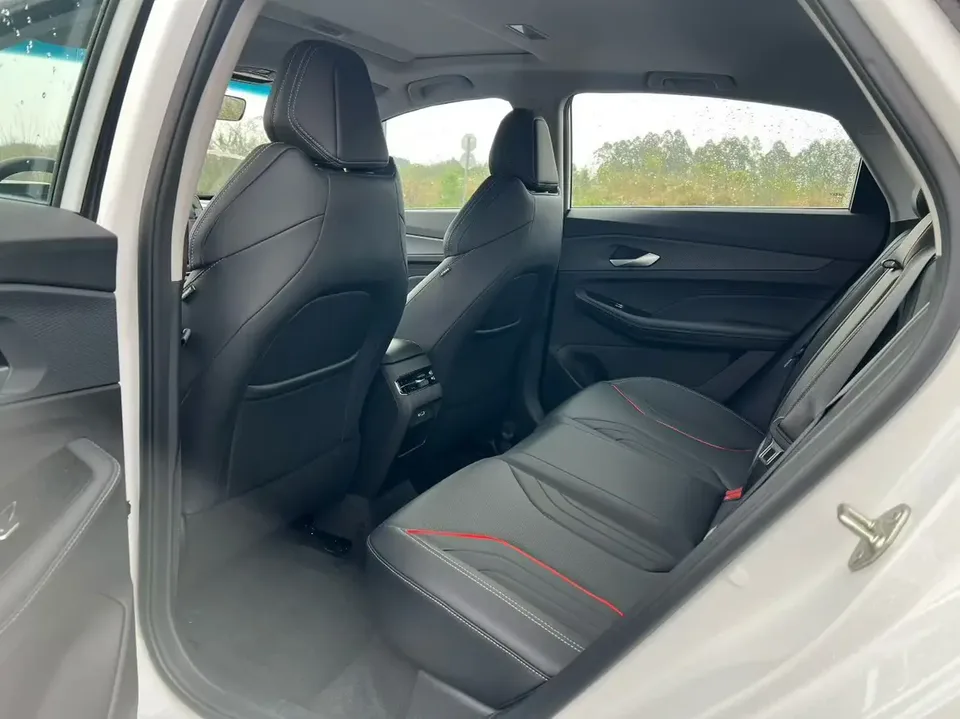 Geely Binrui Binrui Binrui COOL 1.5T DCT Longteng Edition 2024 — thumbnail 3