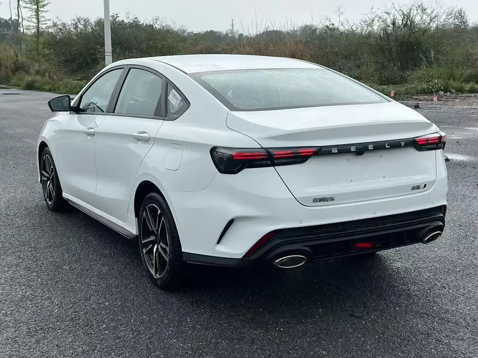 Geely Binrui Binrui Binrui COOL 1.5T DCT Longteng Edition 2024 — thumbnail 4