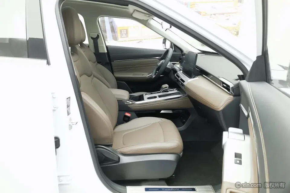 GAC Trumpchi GS4 Trumpchi GS4 MAX 1.5TGDI Ultimate Edition 2024 — thumbnail 5