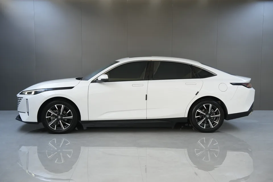 Changan Escape Escape 1.5T DCT Enjoy Edition 2024 — thumbnail 4