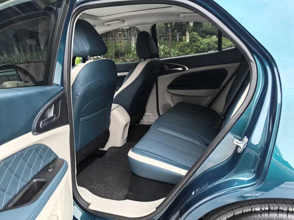 ORA Euler good cat Euler good cat 430km Luxury 2025 — thumbnail 4