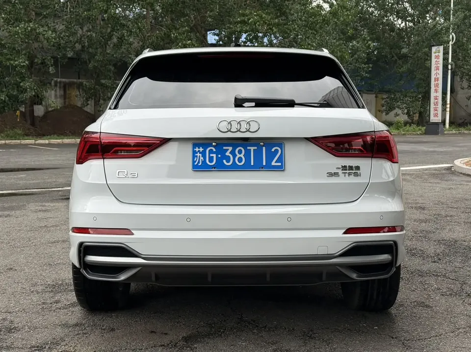 Audi Q3 Audi Q3 35 TFSI Stylish Dynamic 2022 — thumbnail 2