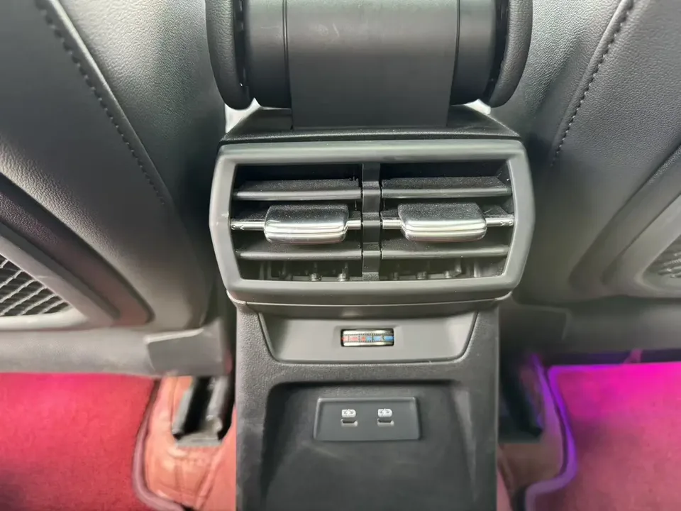 Audi A3 A3 facelift Sportback 35 TFSI luxury sports model 2023 — thumbnail 4