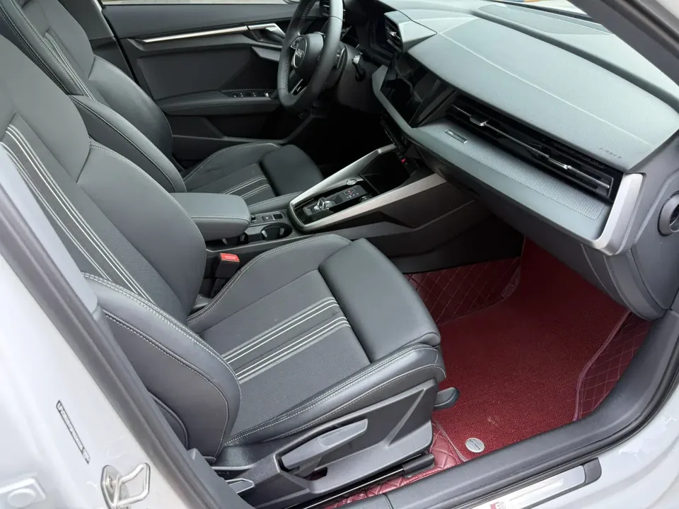 Audi A3 A3 Sportback 35 TFSI stylish and sporty 2023 — миниатюра 3
