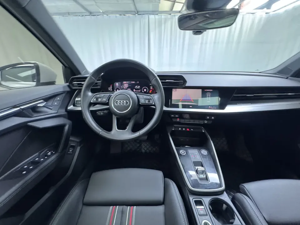 Audi A3 Audi A3 A3L Limousine 35 TFSI Stylish Sports 2022 — thumbnail 5