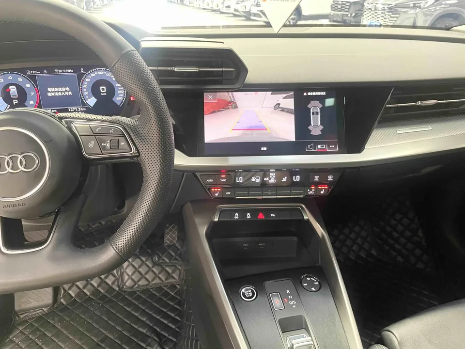 Audi A3 Audi A3 Sportback 35 TFSI Stylish and sporty 2023 — thumbnail 3