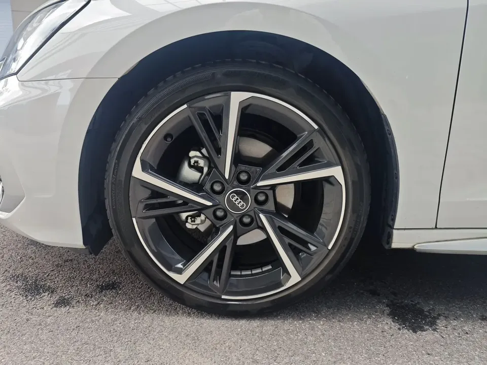 Audi A3 A3 Sportback 35 TFSI stylish and sporty 2023 — thumbnail 3