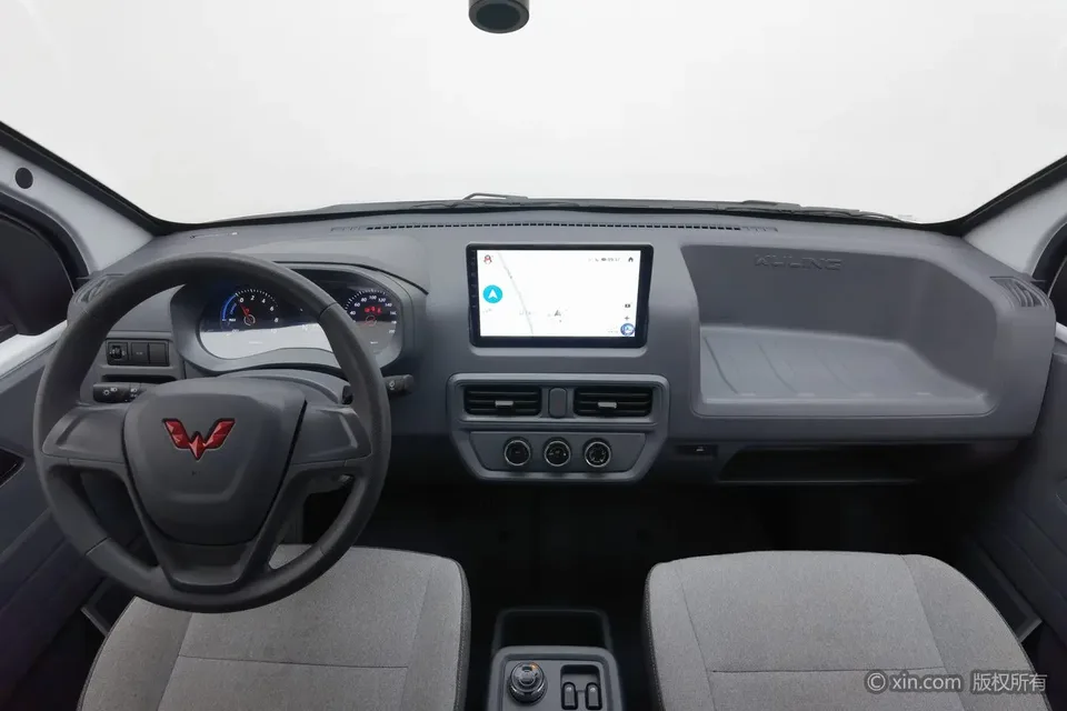 Wuling Yangguang Wuling Yangguang 300km Comfortable Bus Version 60kW 2024 — thumbnail 4