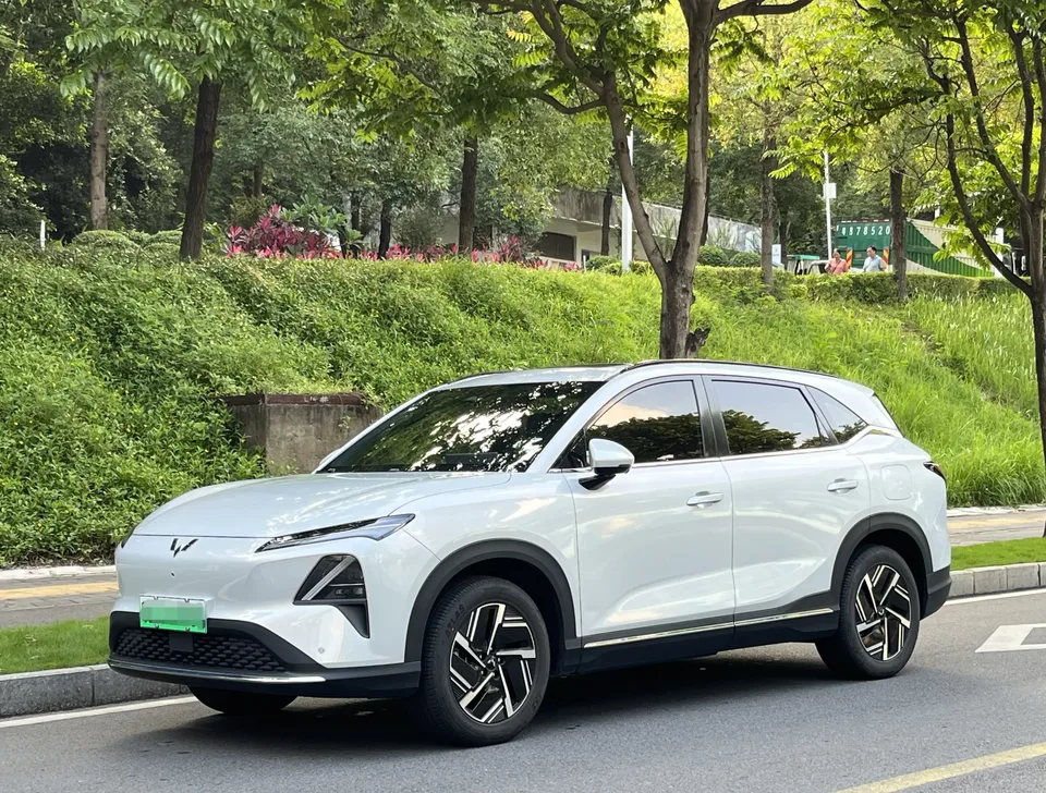 Wuling Starlight S EV Wuling Starlight S EV 510km Pilot 2024 — photo 1, buy with delivery to Moscow