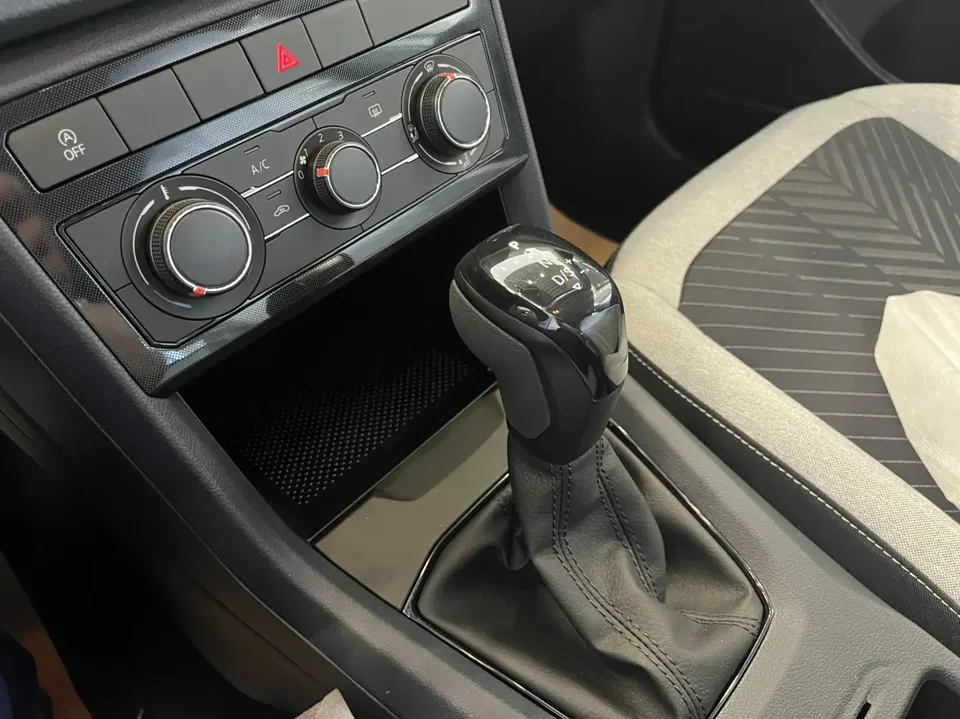Volkswagen Tharu tuyue New 1.5L Ruijin Edition 2026 — миниатюра 3