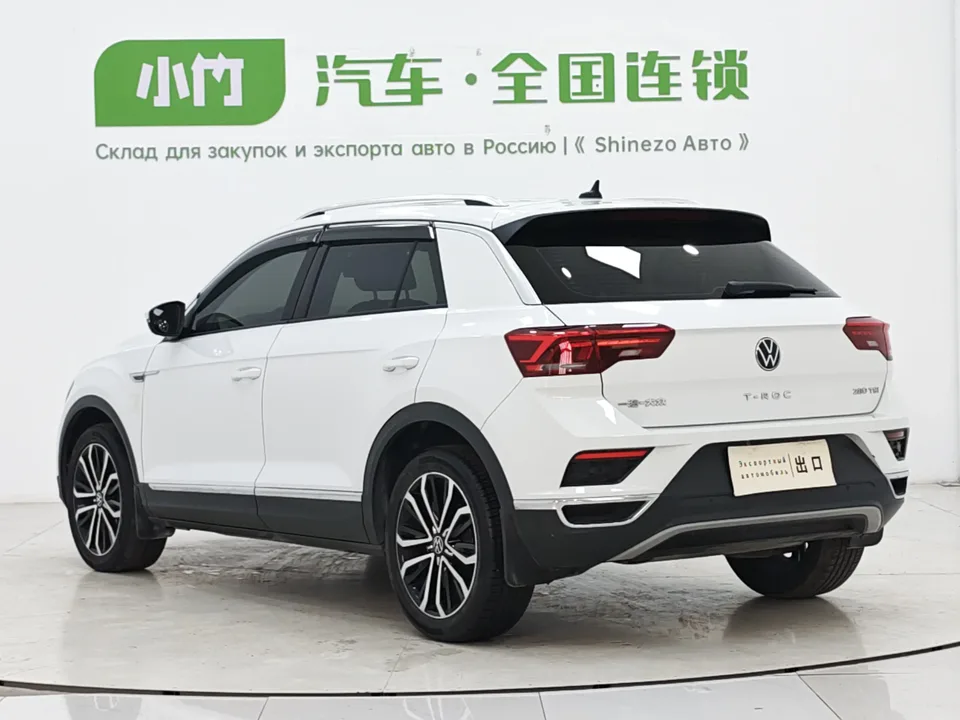 Volkswagen T-Roc TANG 280TSI DSG 2WD Comfort PLUS 2022 — thumbnail 2