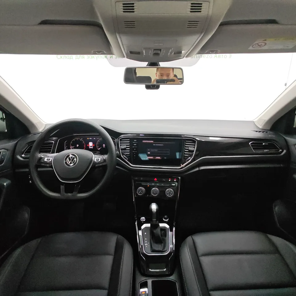 Volkswagen T-Roc TANG 280TSI DSG 2WD Comfort PLUS 2022 — thumbnail 4