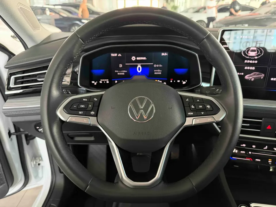Volkswagen Sagitar Sagitar 280TSI DSG Beyond Edition 2023 — thumbnail 4