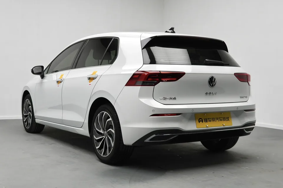 Volkswagen Golf golf 2023 280TSI DSG Pro 2023 — thumbnail 2